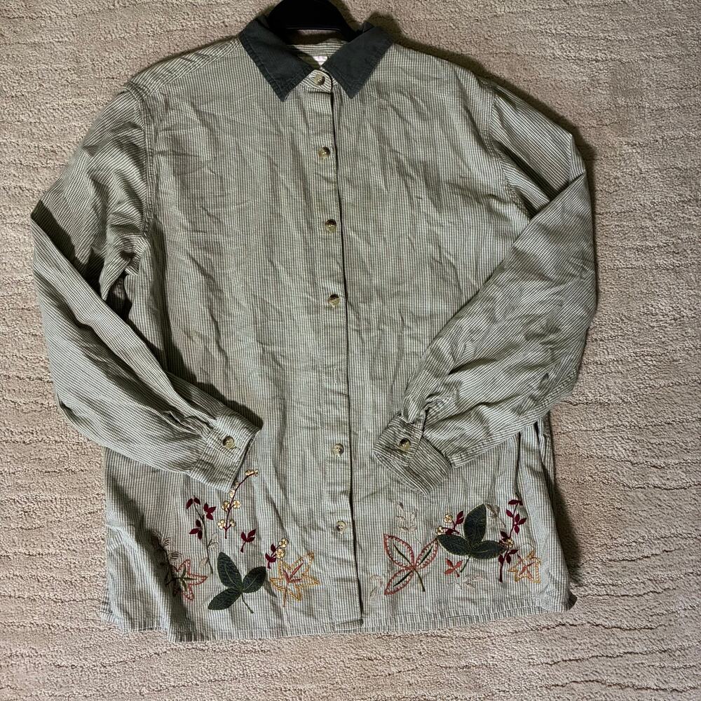 Vintage 90s Casey & Max Green Fall Embroidered Button Down Grandmacore Shirt